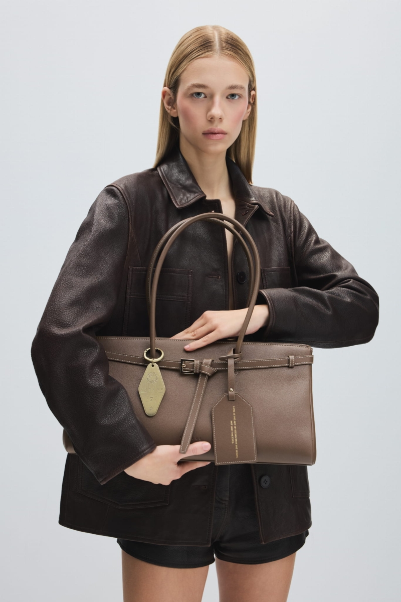 SLOW LIFE IN POZNAN DARK BEIGE BIG
