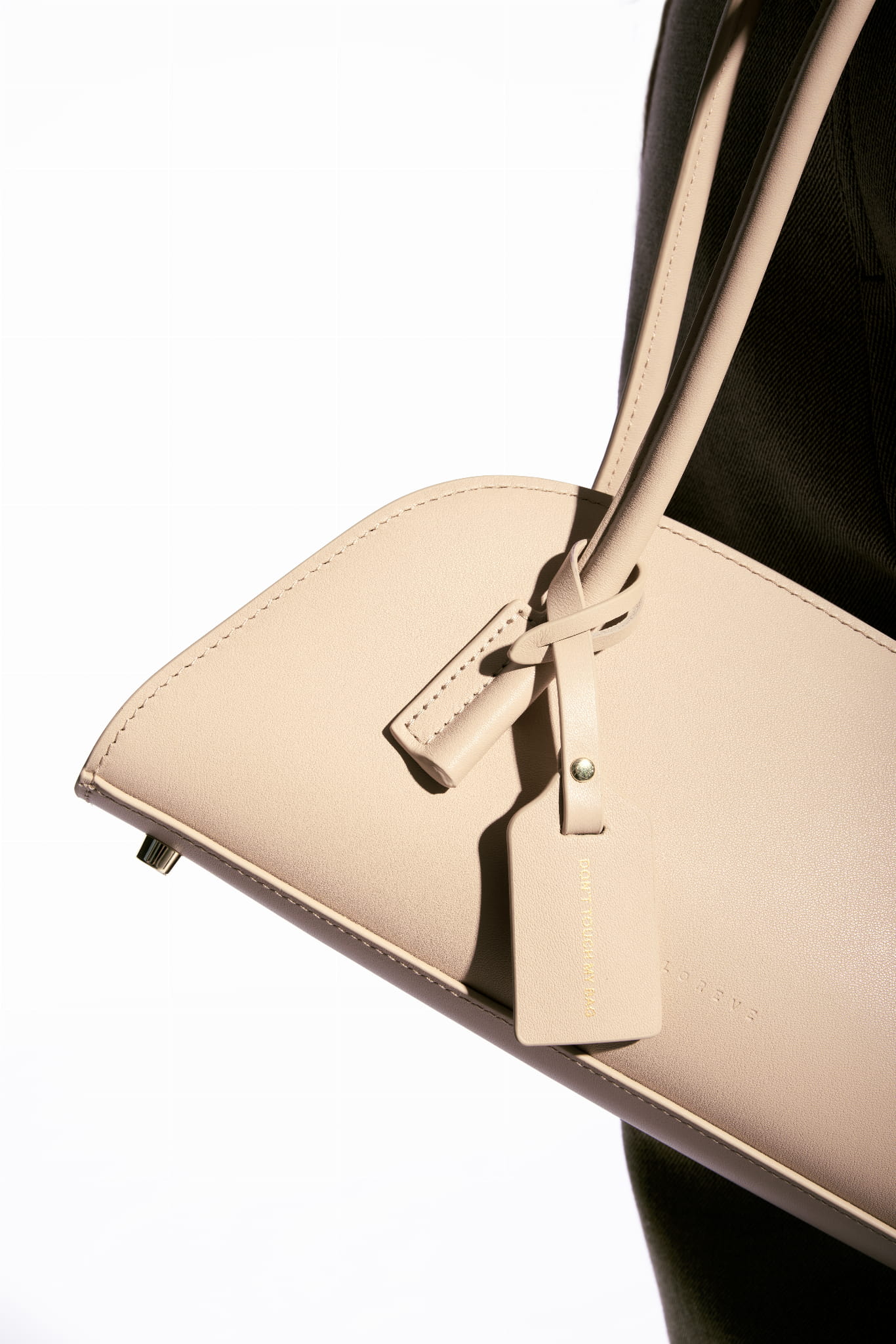 VIBES ON VIENNA LIGHT BEIGE