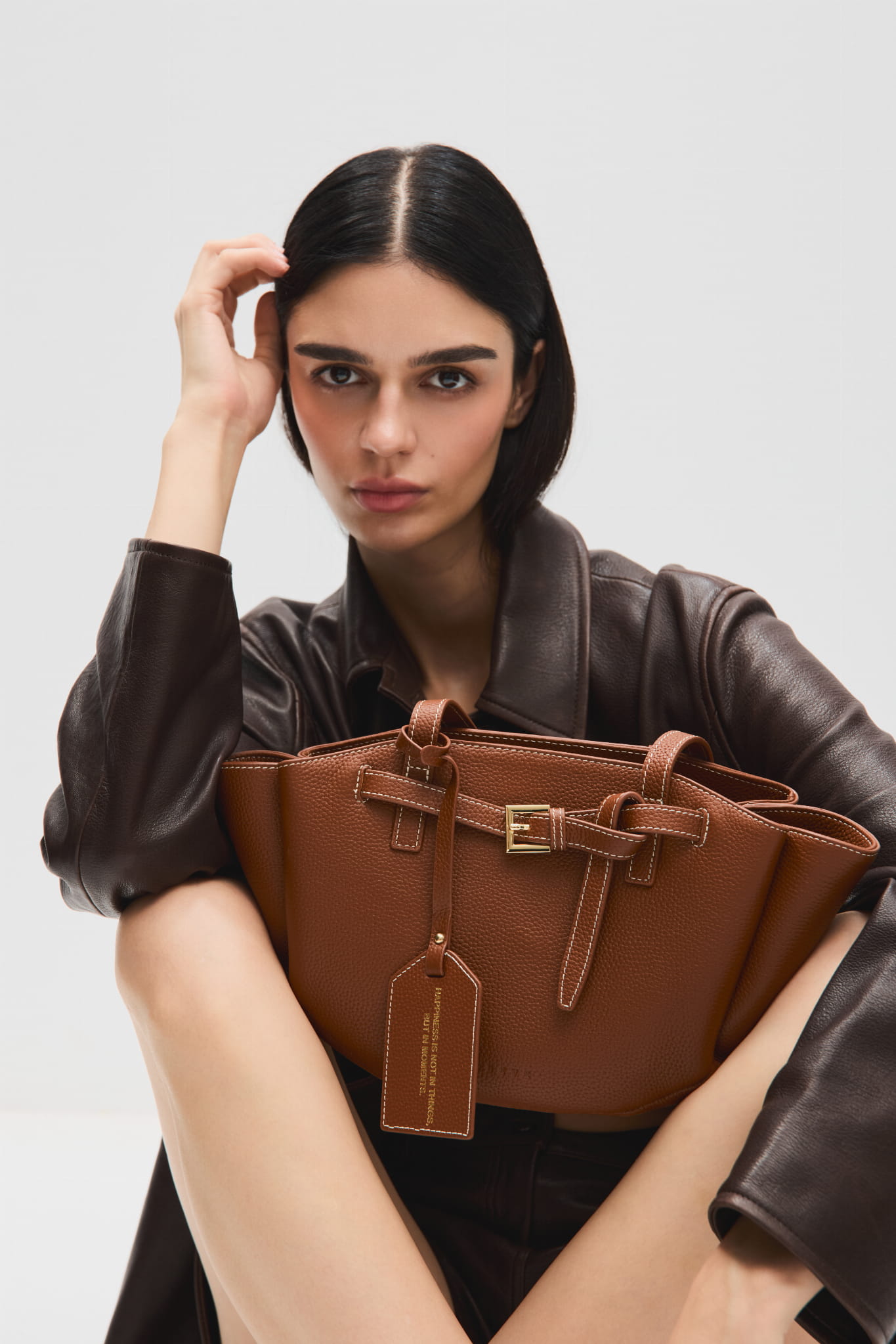 DON'T SLEEP IN NEW YORK WOOD BROWN MINI  (1).jpg