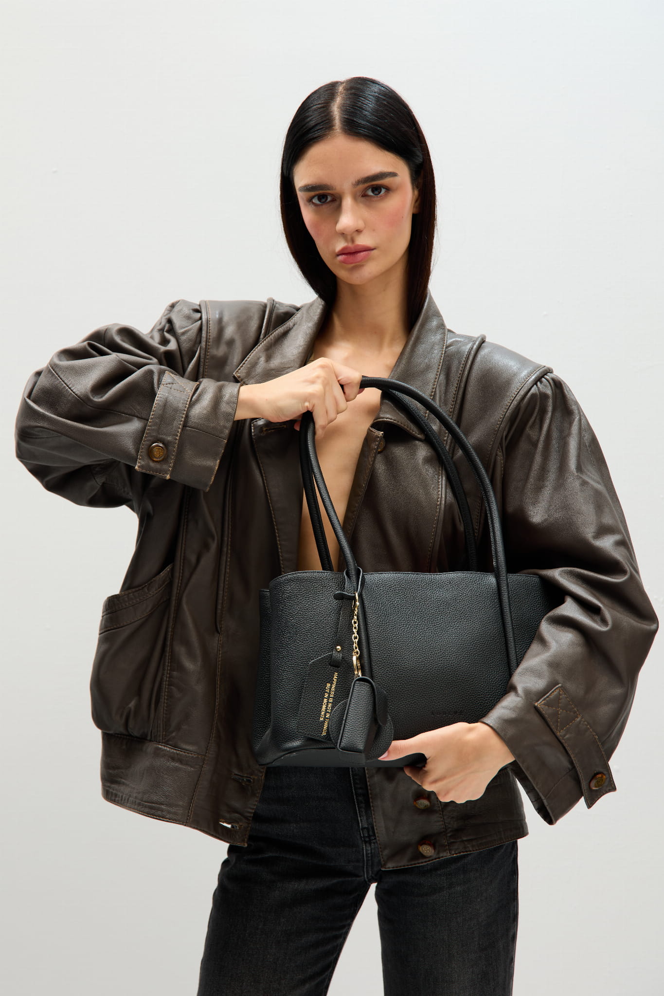 LOREVE1719.jpg